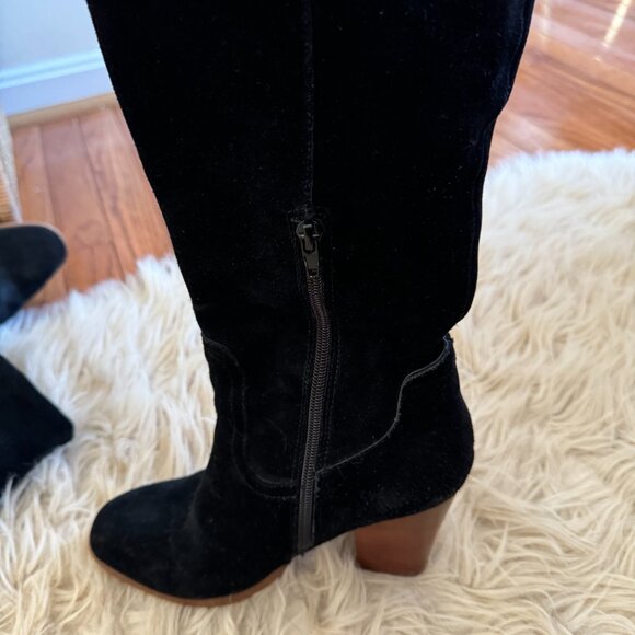 Black suede block heel western look boot- size 8 - Picture 4 of 6